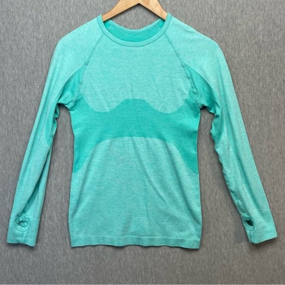 Heathered Green Pullover Long Sleeve Tee - Picture 3 of 9